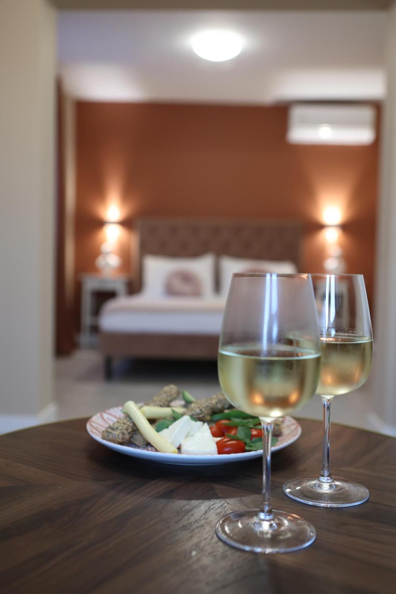 Ε121 Luxury Suites Edessa Exteriör bild